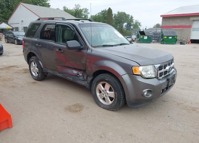 2011 FORD Escape