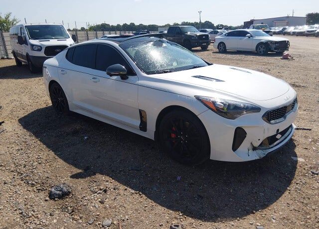 2022 KIA Stinger