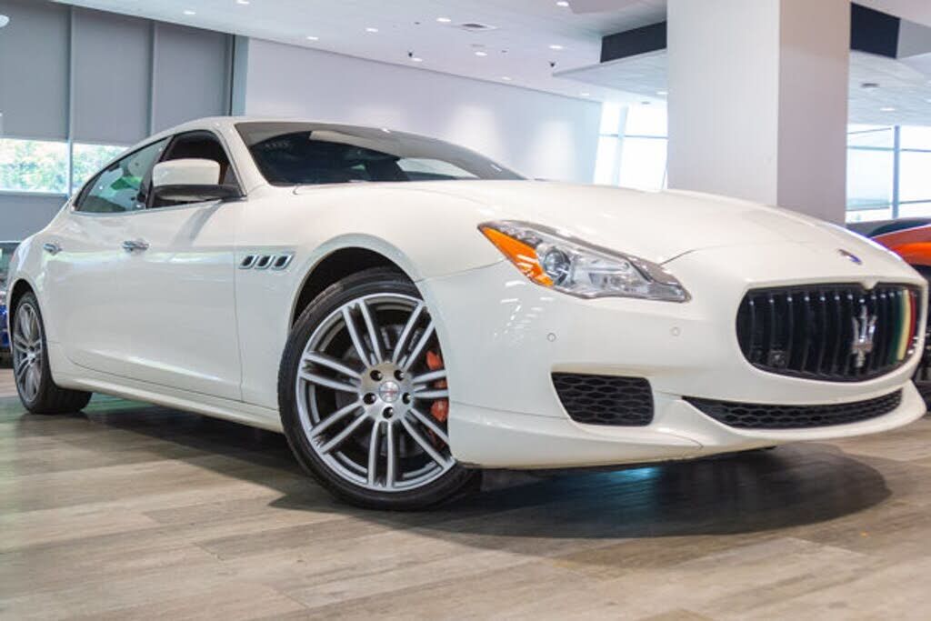 2016 MASERATI Quattroporte