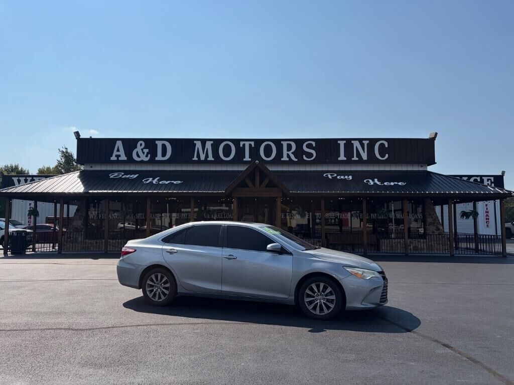 2015 TOYOTA Camry