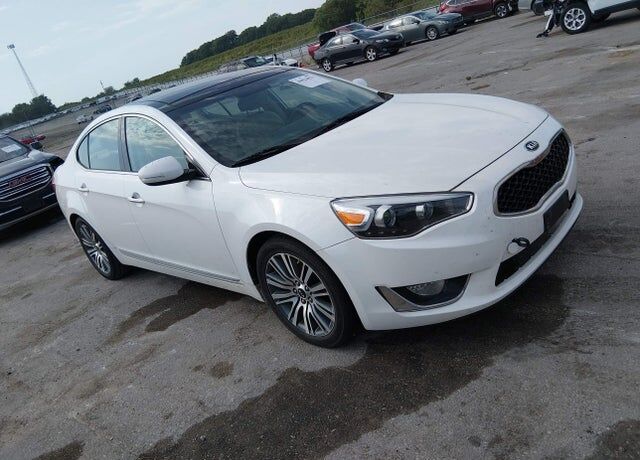2015 KIA Cadenza