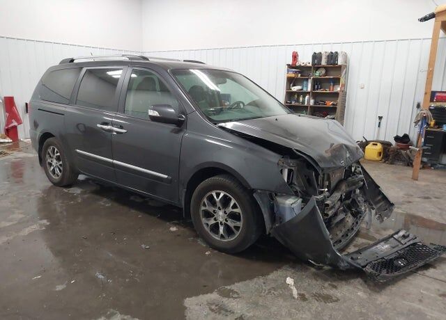 2014 KIA Sedona