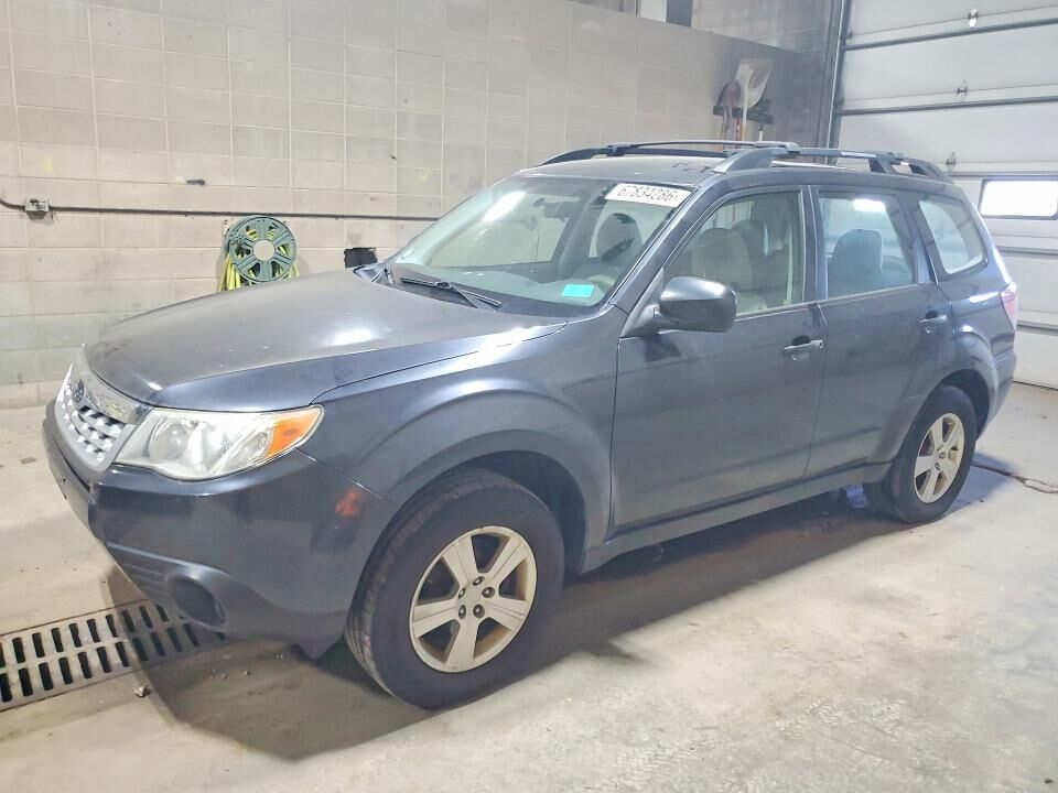 2013 SUBARU Forester