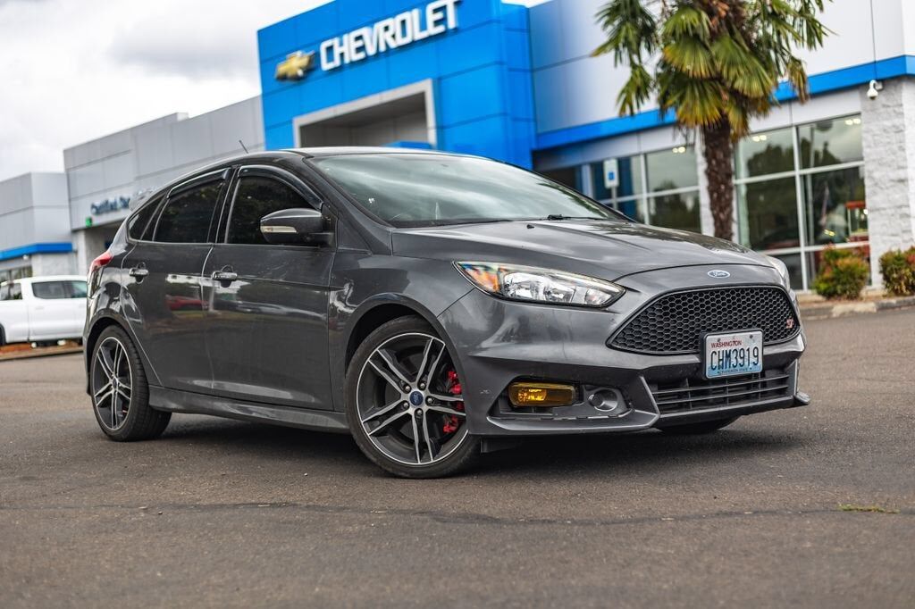 2017 FORD Focus