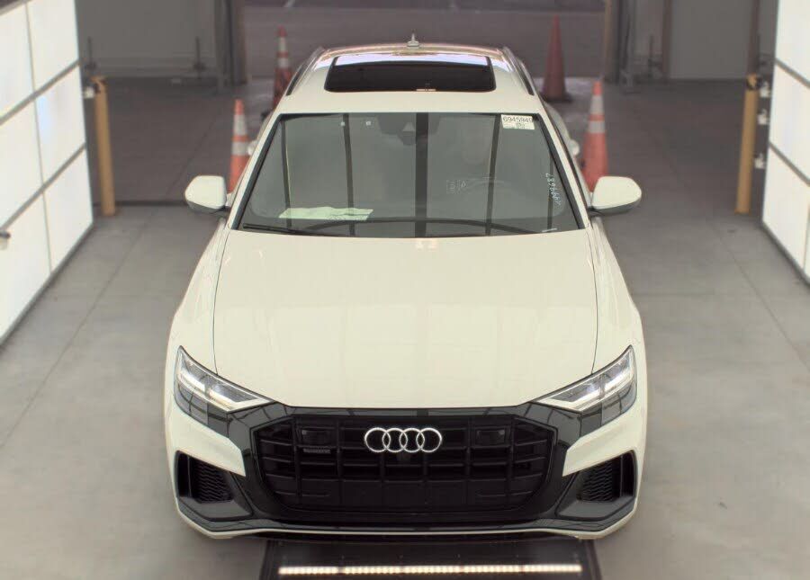 2020 Audi Q8