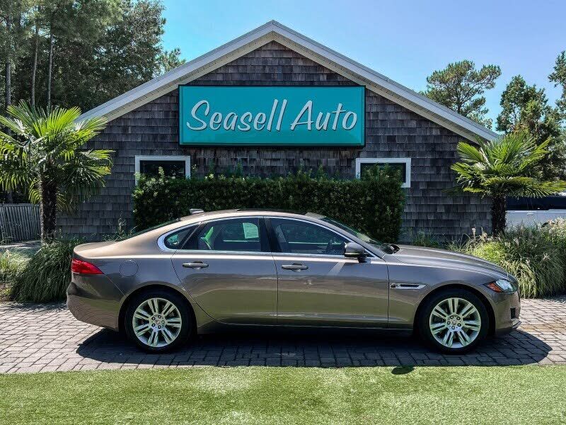 2017 JAGUAR XF