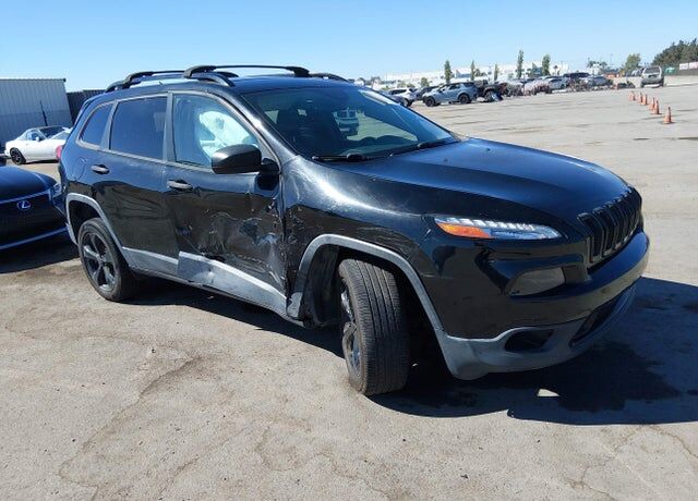 2017 JEEP Cherokee
