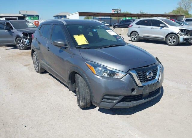 2020 NISSAN Kicks
