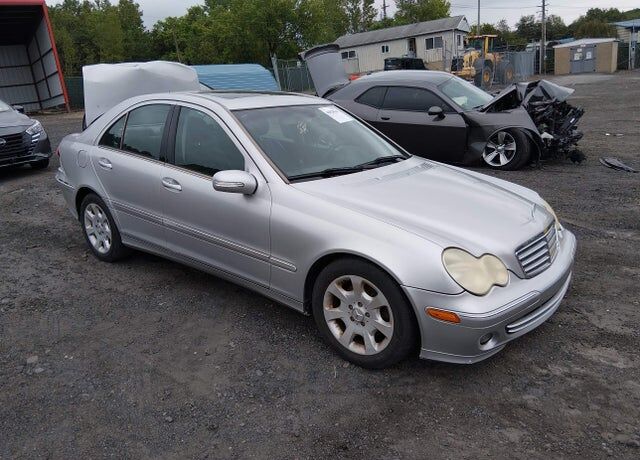 2005 MERCEDES-BENZ C-Class