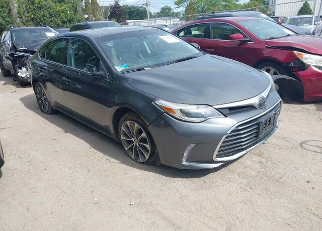 2017 TOYOTA Avalon