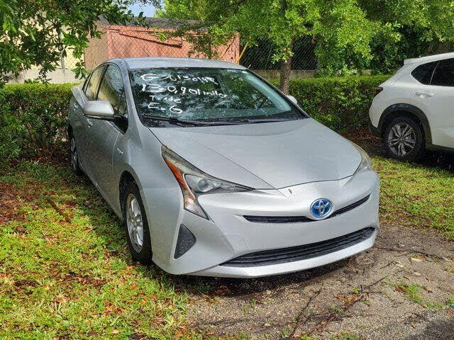 2016 TOYOTA PRIUS