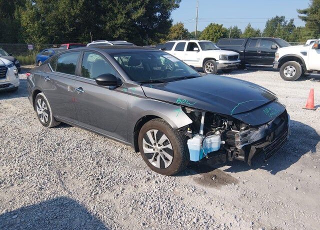 2024 NISSAN Altima
