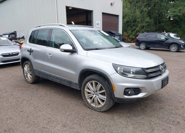 2014 VOLKSWAGEN Tiguan
