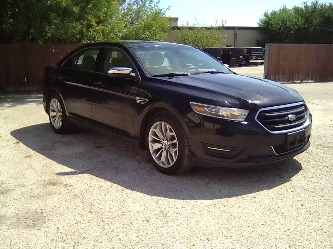 2018 FORD Taurus