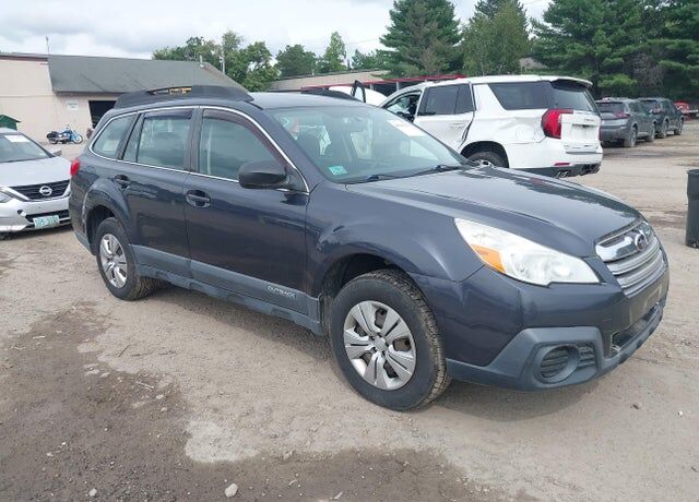 2013 SUBARU Outback
