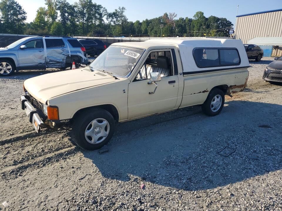 1985 TOYOTA Pick-Up