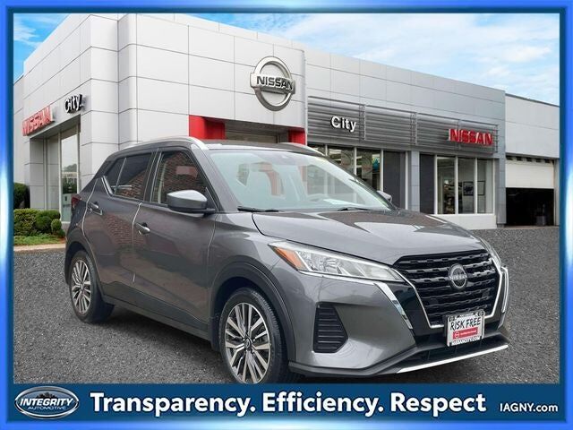 2023 NISSAN Kicks
