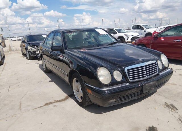 1997 MERCEDES-BENZ E-Class