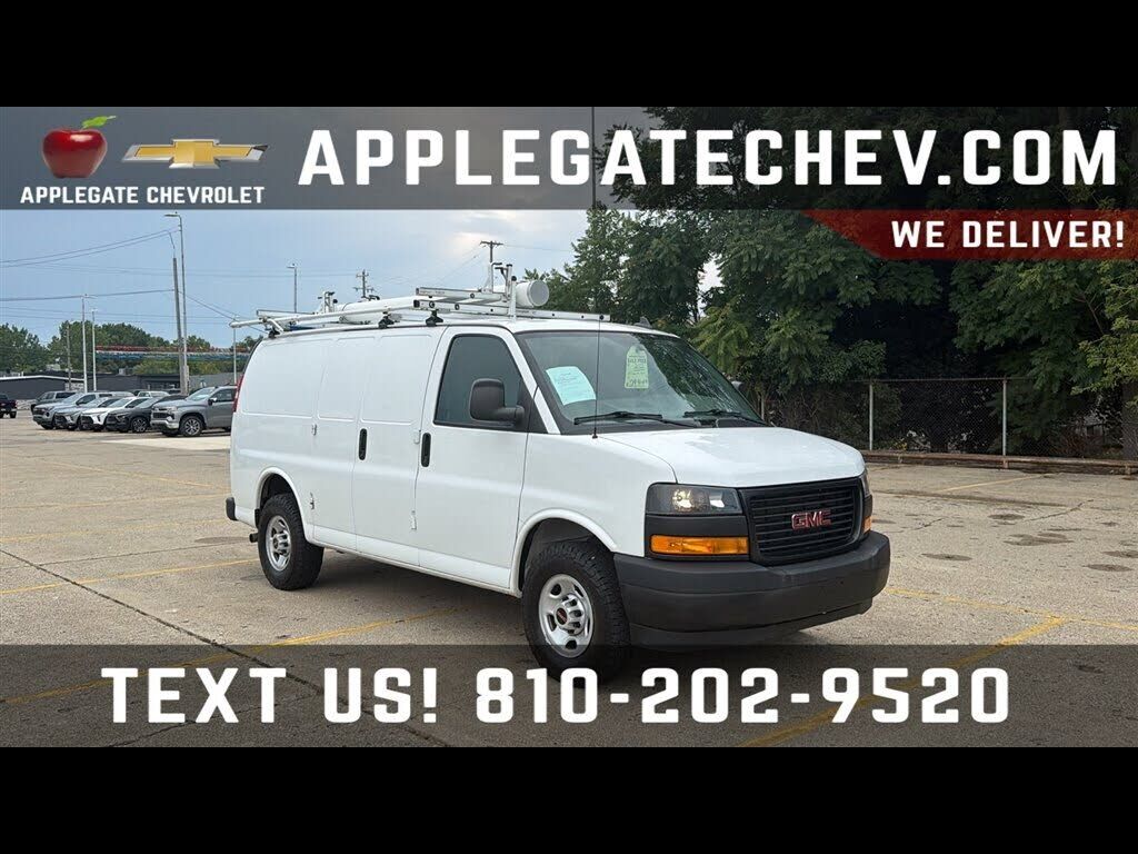 2022 GMC Savana