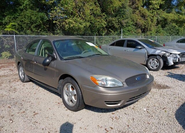 2006 FORD Taurus