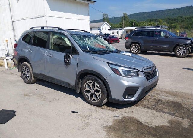 2021 SUBARU Forester