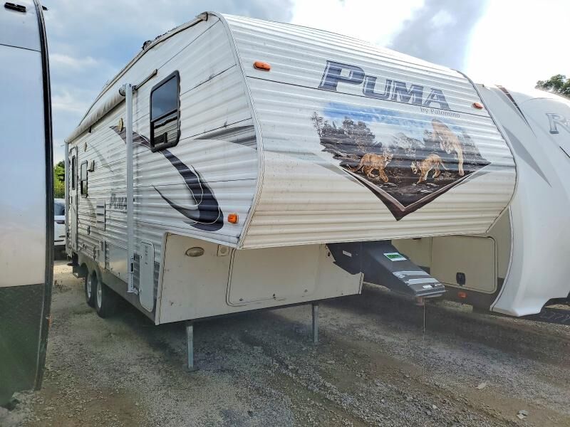 2012 FOREST RIVER Puma Towables