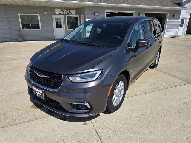 2023 CHRYSLER Pacifica