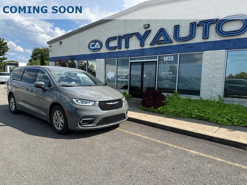 2023 CHRYSLER Pacifica