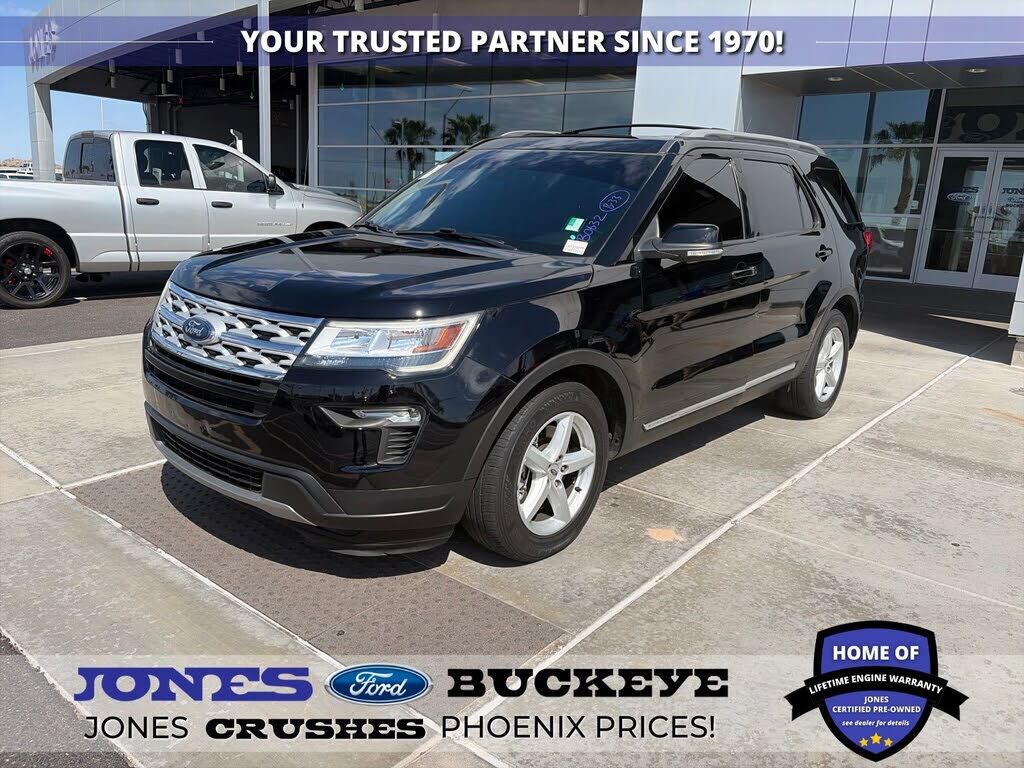 2018 FORD Explorer