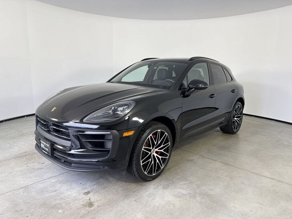 2023 PORSCHE Macan