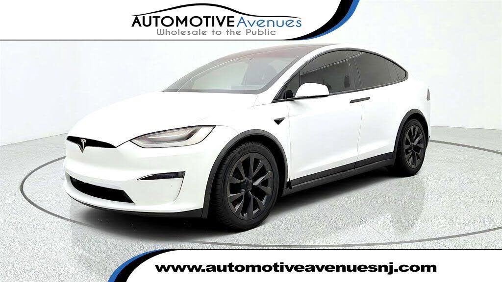 2023 TESLA Model X