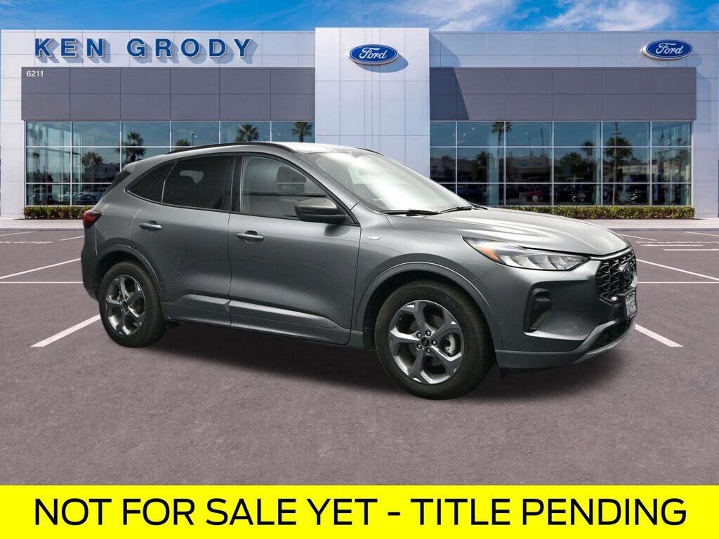 2023 FORD Escape