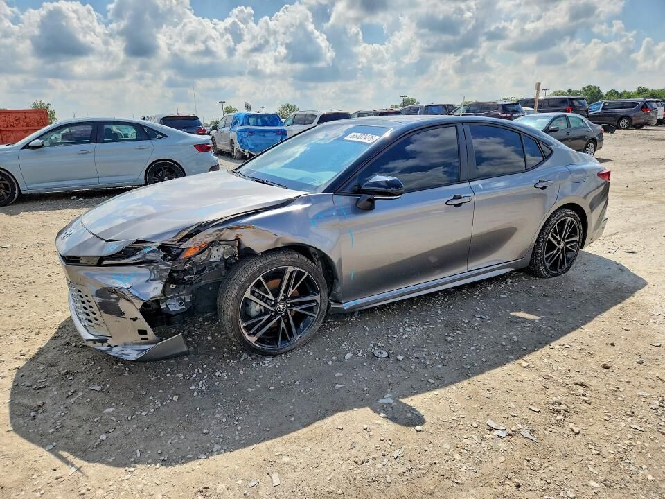 2025 TOYOTA Camry