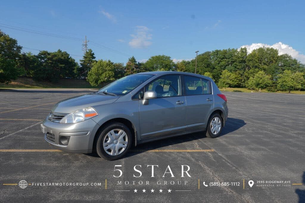 2010 NISSAN Versa