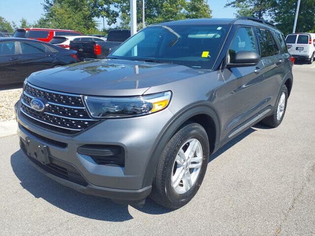 2021 FORD Explorer