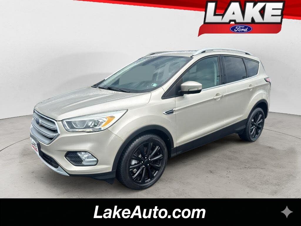 2017 FORD Escape
