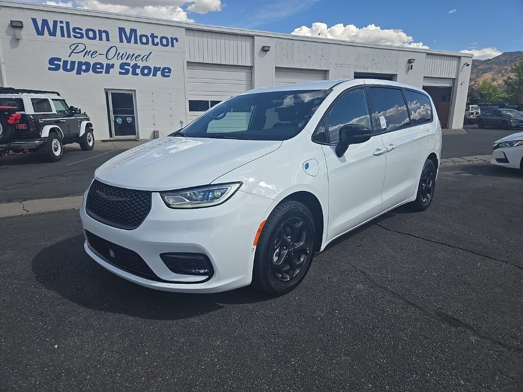 2024 CHRYSLER Pacifica