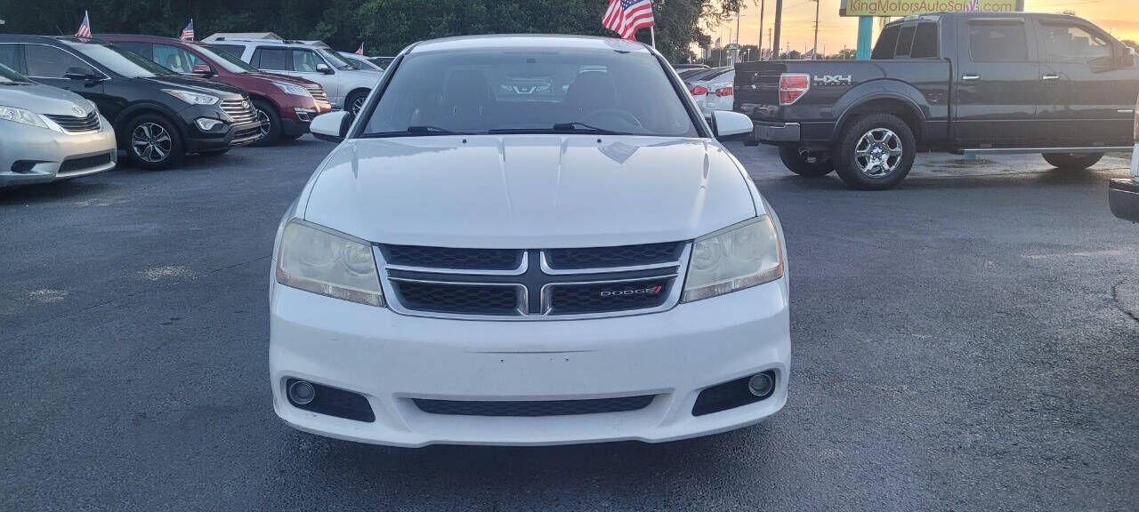 2013 DODGE Avenger