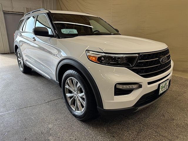 2021 FORD Explorer