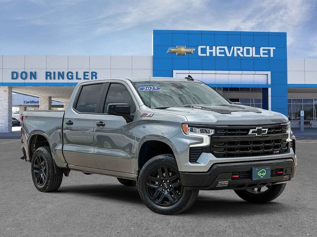 2025 CHEVROLET Silverado