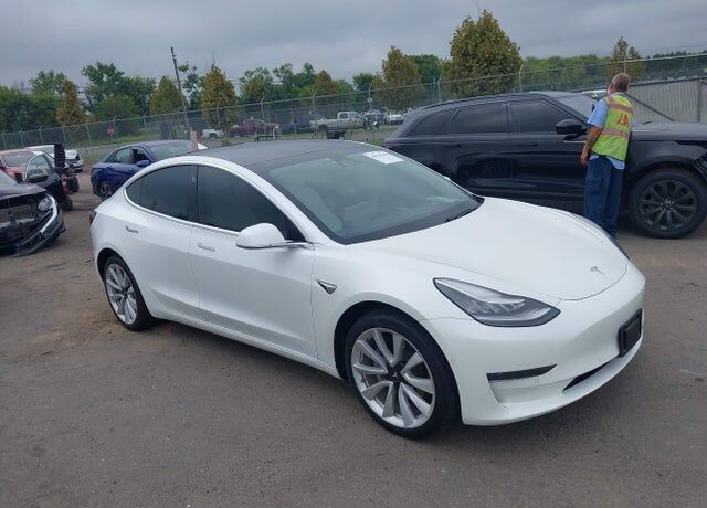 2020 TESLA Model 3