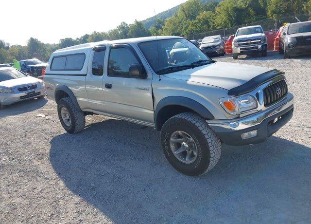 2002 TOYOTA Tacoma