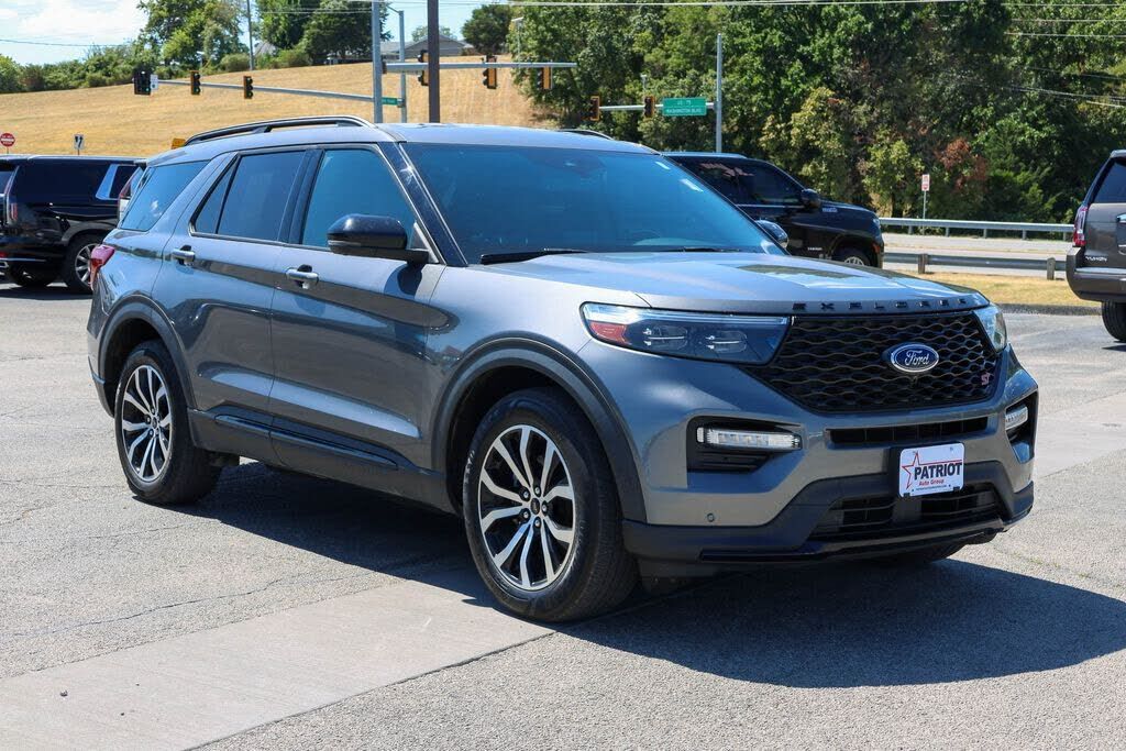 2021 FORD Explorer