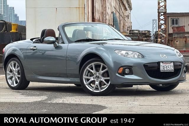 2013 MAZDA MX-5