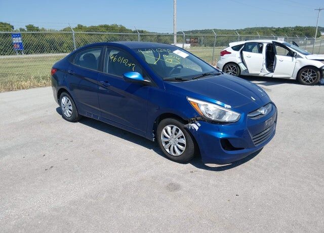 2016 HYUNDAI Accent