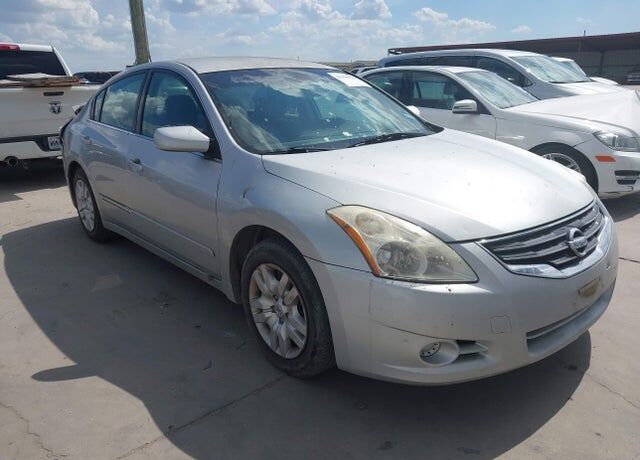 2012 NISSAN Altima