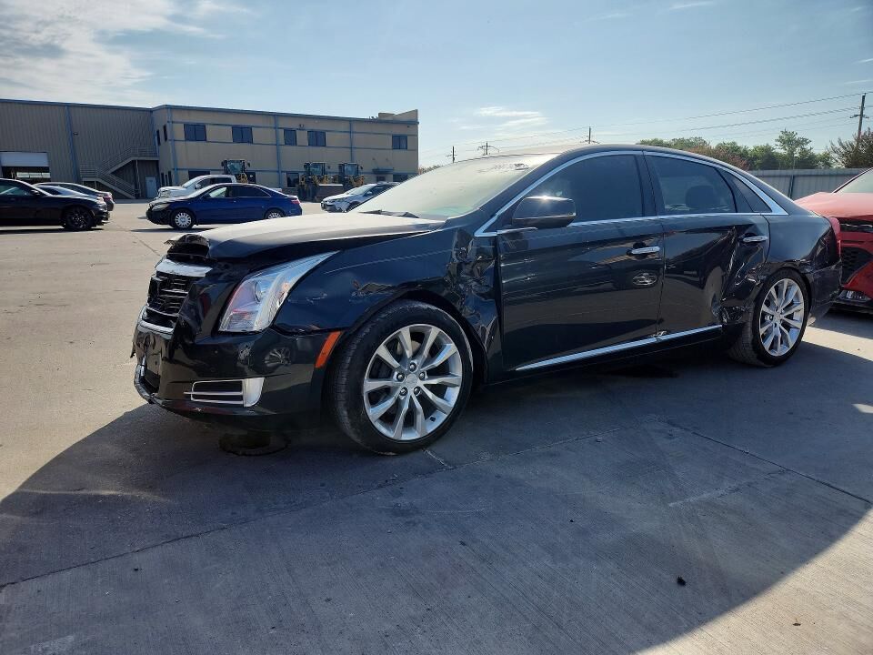 2016 CADILLAC XTS