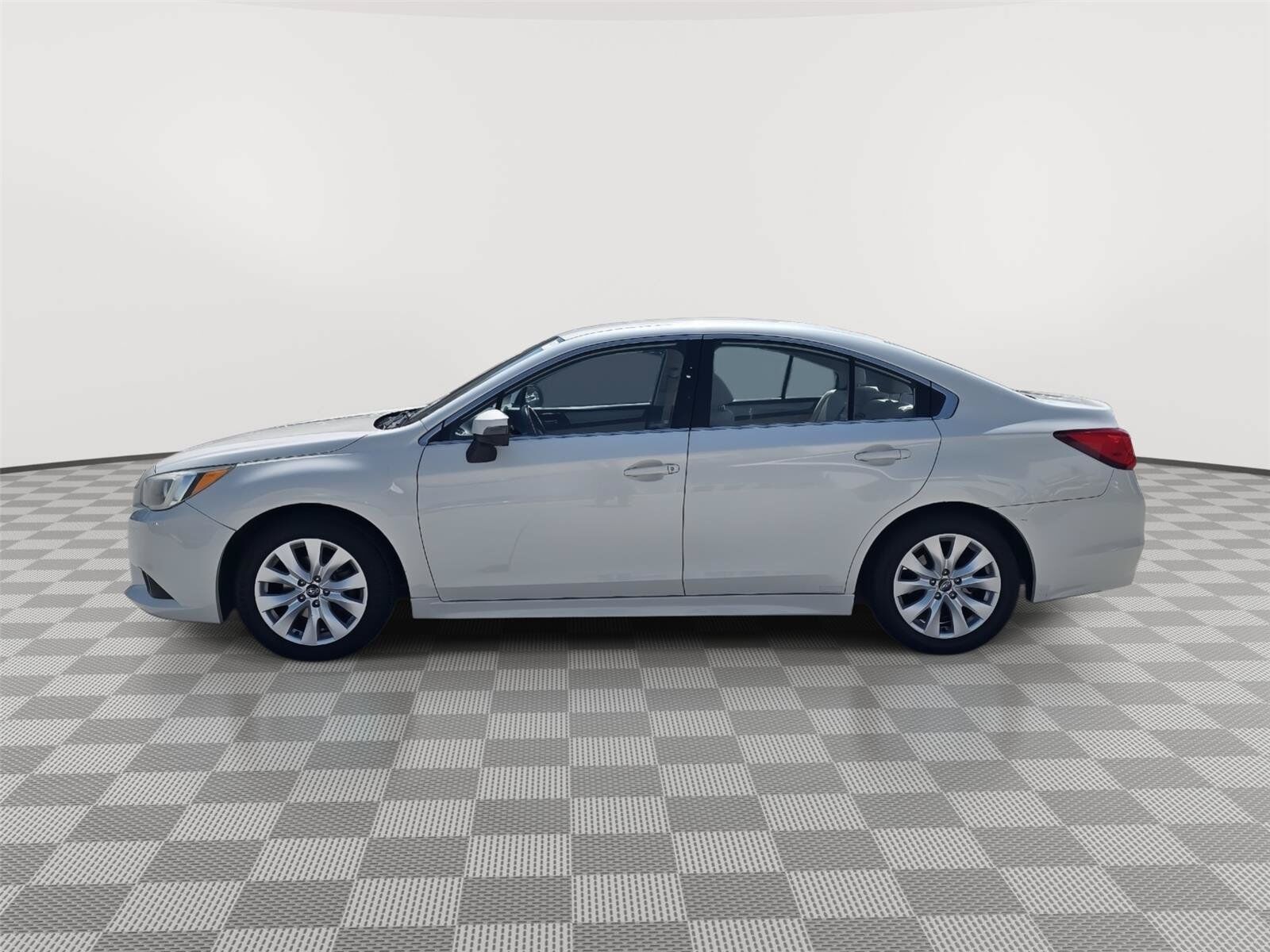 2017 SUBARU Legacy
