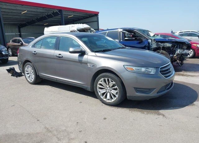 2013 FORD Taurus