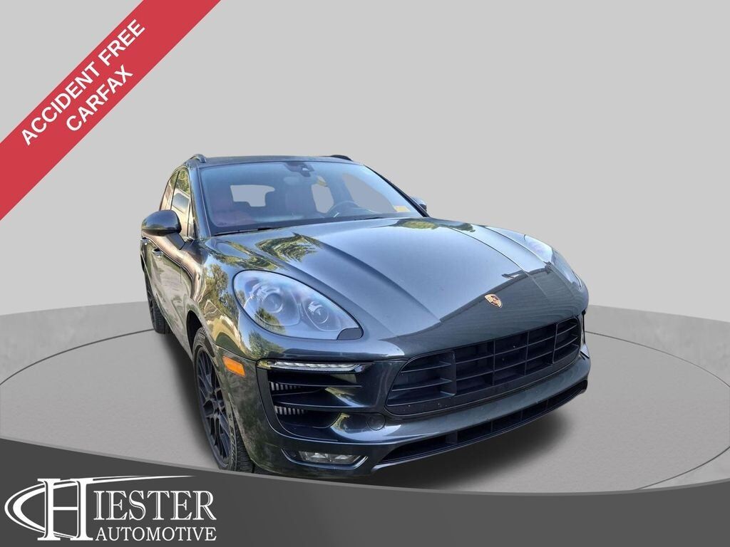 2017 PORSCHE Macan